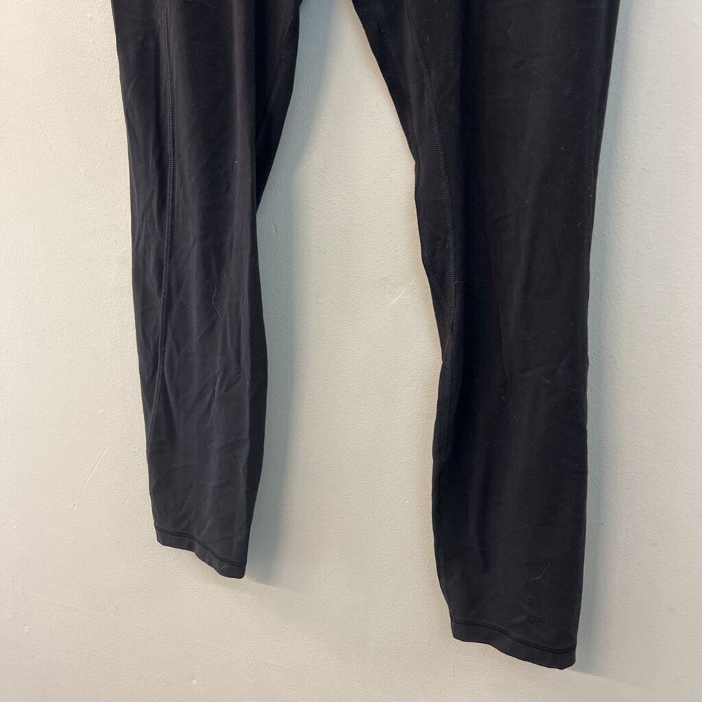Lululemon Black Cropped Leggings 12