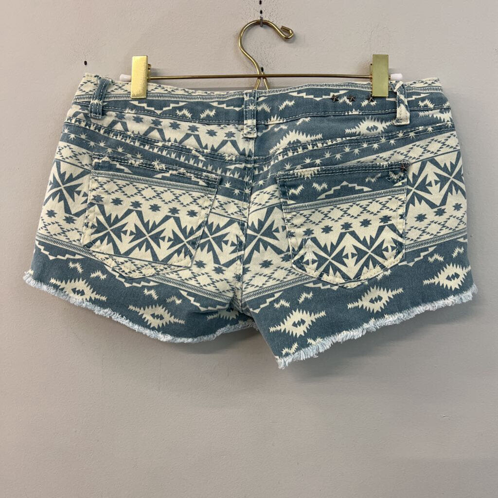 Vanilla Star Blue/ Cream Print Frayed Hem Shorts 11