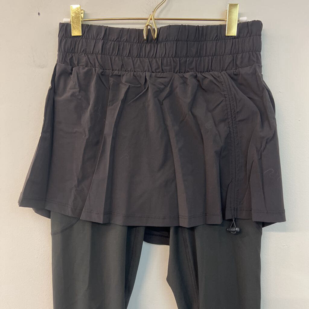 Pop Flex Black Active Leggings/ Layered Skirt Small