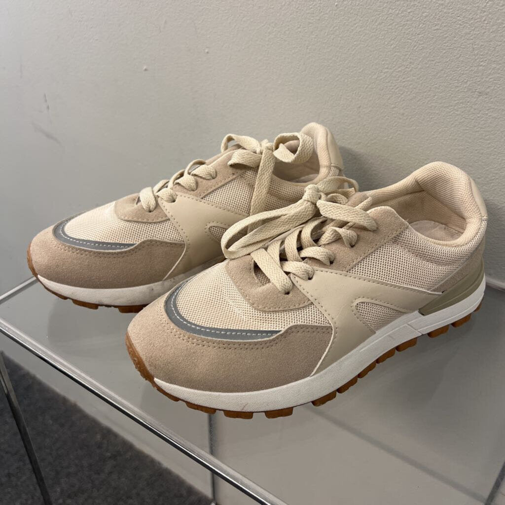 Rachel Zoe Cream/ Grey Sneakers 6.5