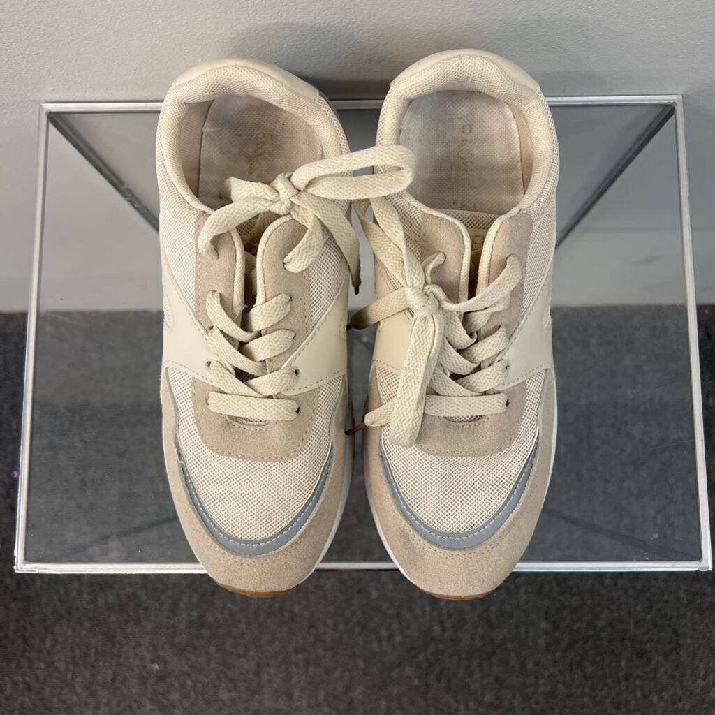 Rachel Zoe Cream/ Grey Sneakers 6.5