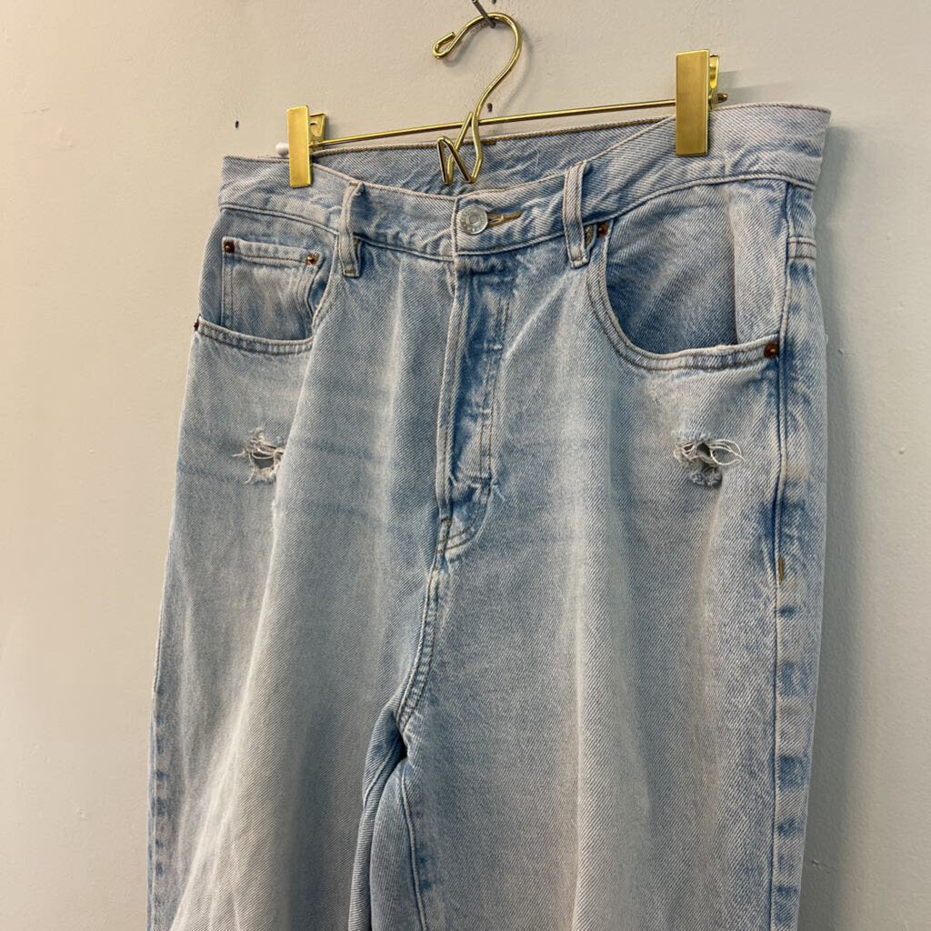 PacSun Light Wash Distressed Wide Leg Dad Jeans 30