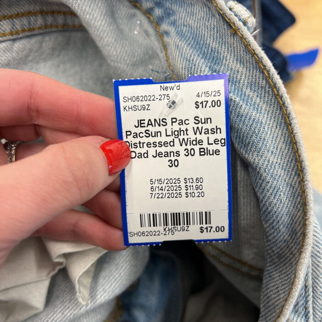PacSun Light Wash Distressed Wide Leg Dad Jeans 30