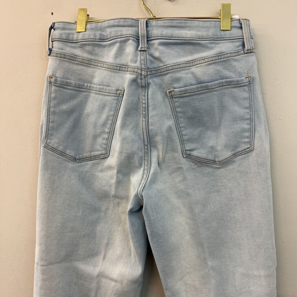 Lauren Conrad Light Wash Embroidered Pocket Straight Leg Jeans 8