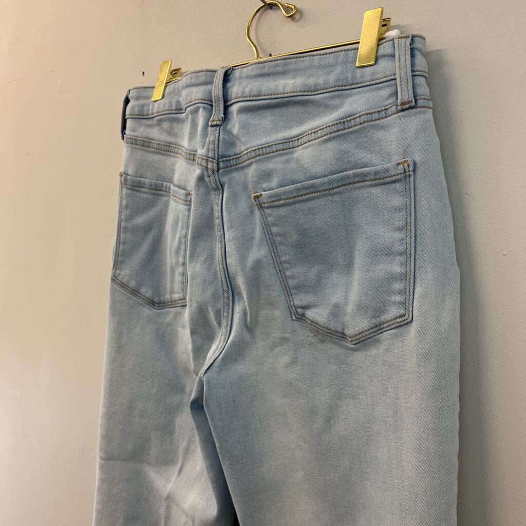Lauren Conrad Light Wash Embroidered Pocket Straight Leg Jeans 8