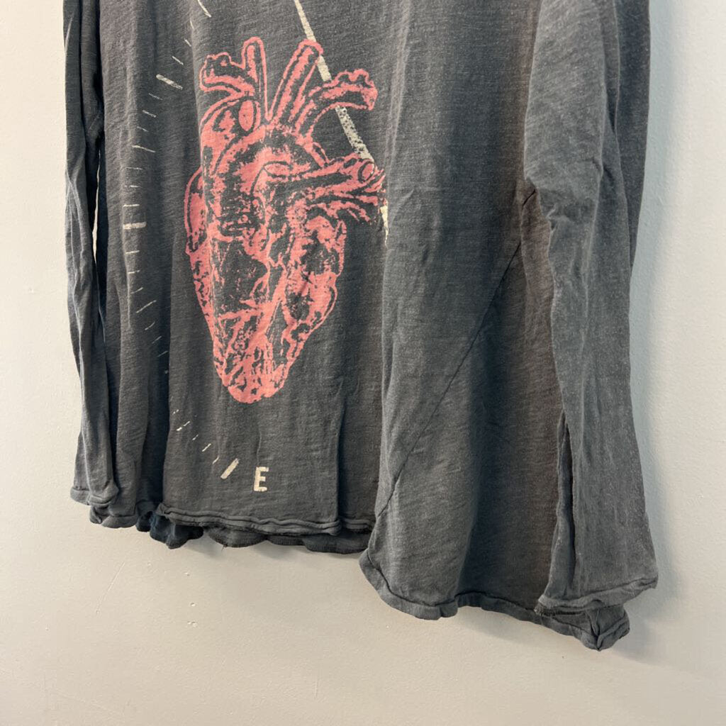 Magnolia Pearl Full Heart Dylan Tee Top 945 One Size