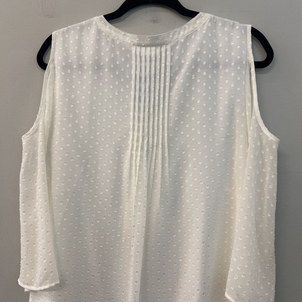 DR2 Cream Dot Detail Cold Shoulder Top 1X