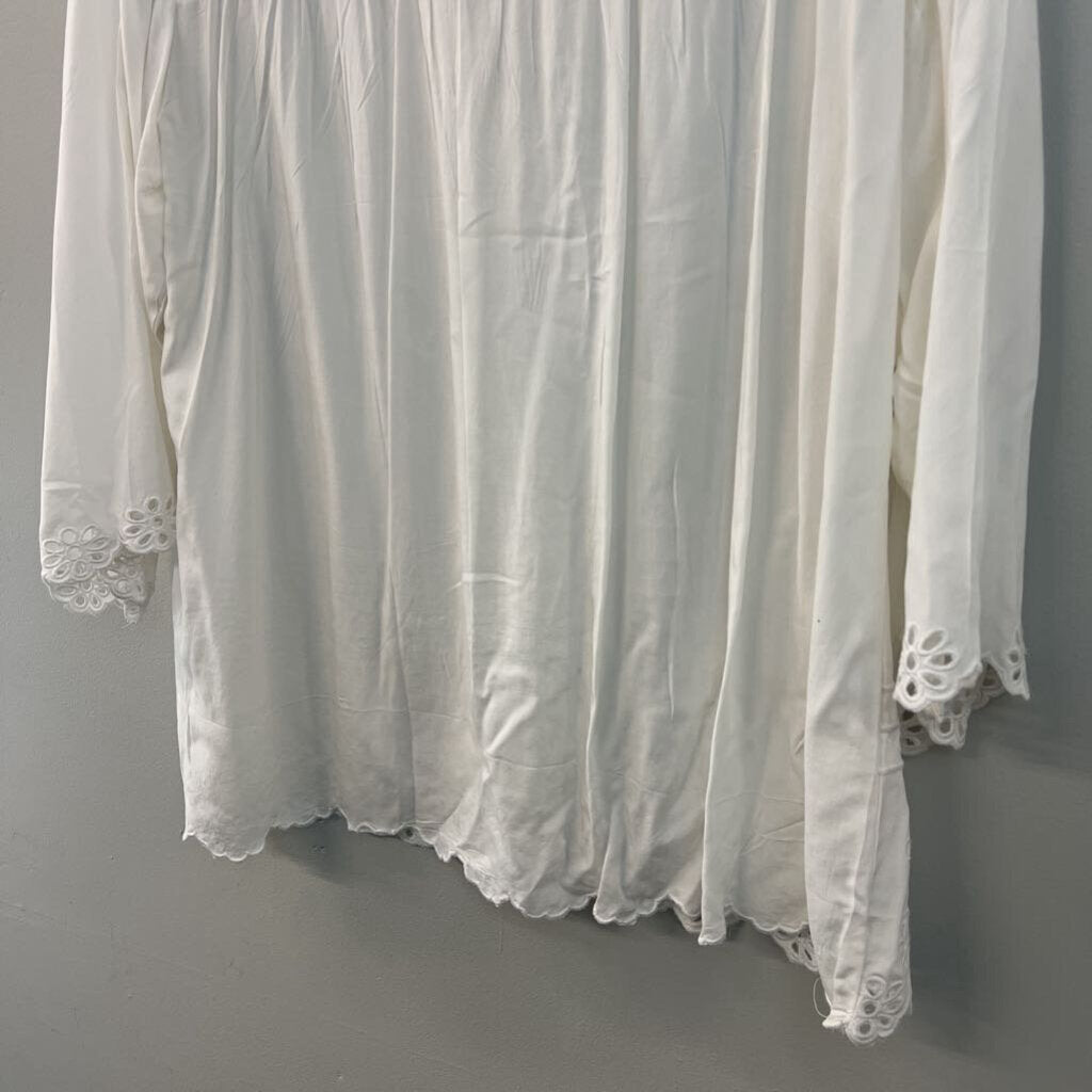 Solitaire White Eyelet Detail Long Sleeve Top 1X