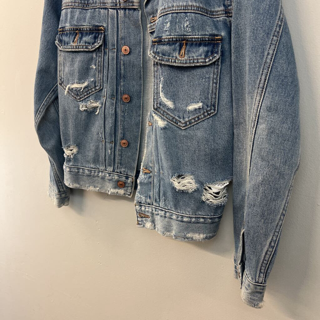 American Eagle Medium Wash Distressed Tiger Back Denim Jacket Extra Small