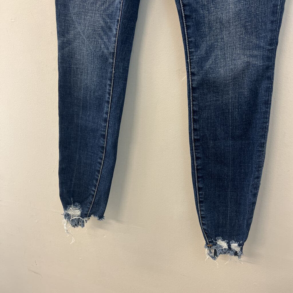 Good American Dark Wash Frayed Hem Skinny Jeans 28