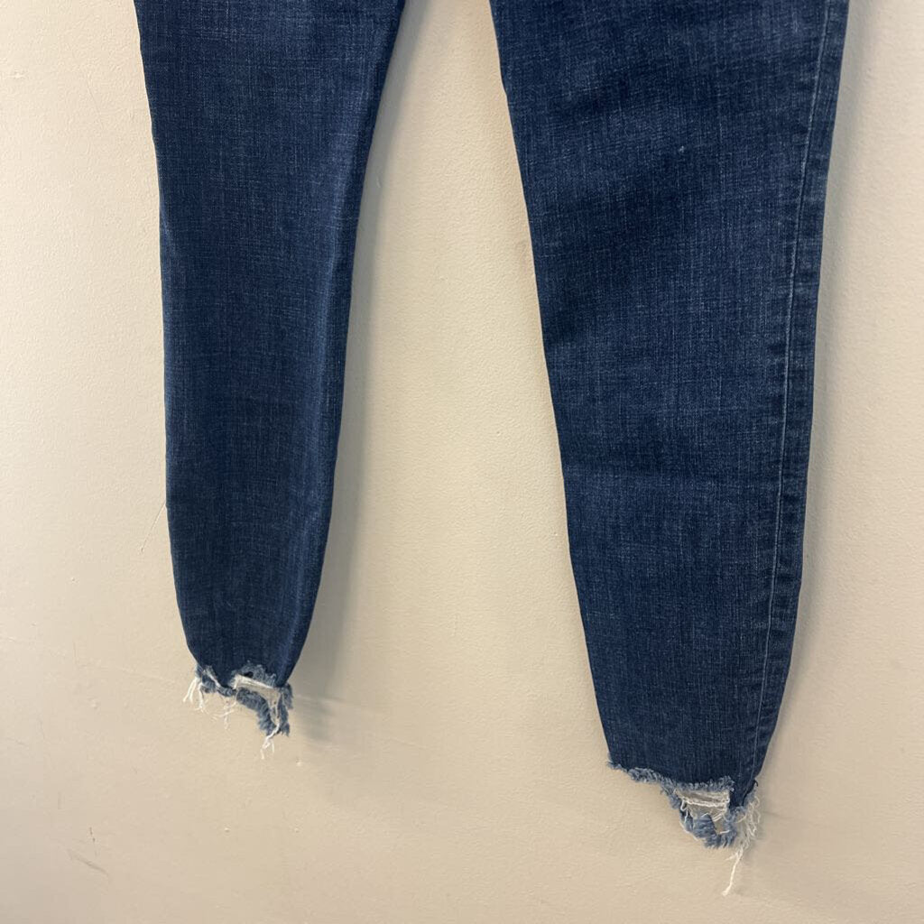 Good American Dark Wash Frayed Hem Skinny Jeans 28