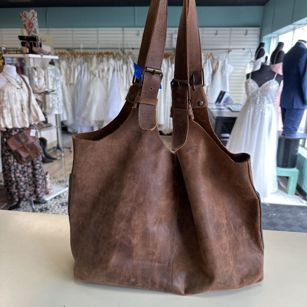 Nena and Co Alejandra Javana Caoba Leather Purse