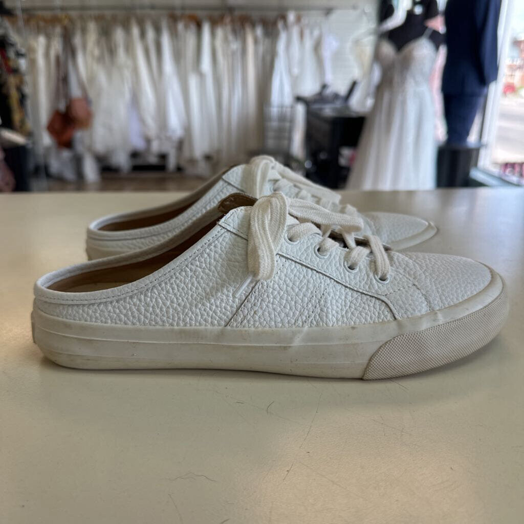 Crown Vintage White Slip On Sneakers 9
