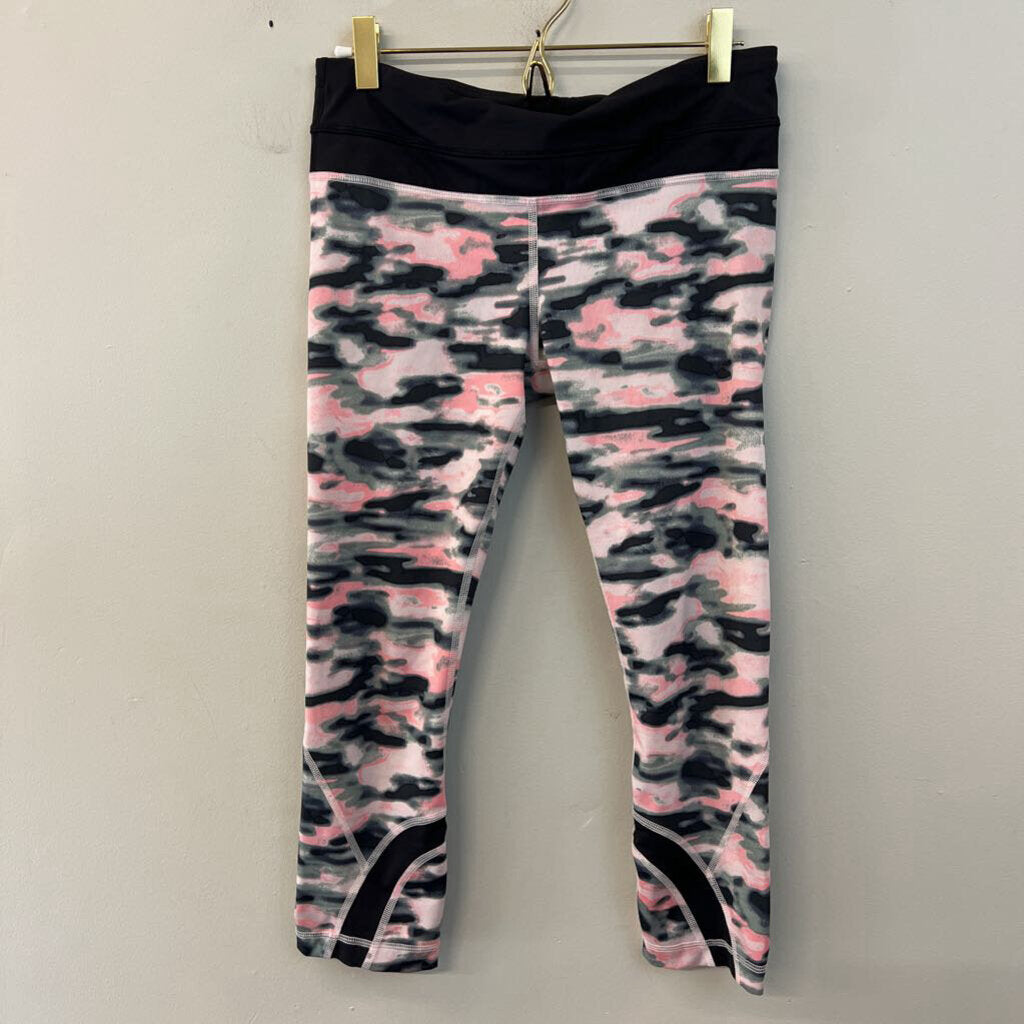 Lululemon Black/ Pink Print Cropped Leggings 6