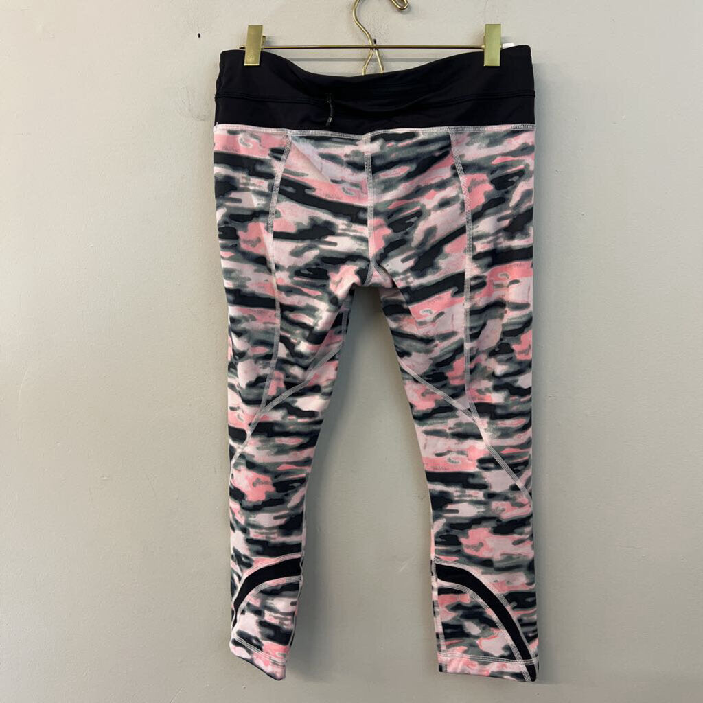 Lululemon Black/ Pink Print Cropped Leggings 6