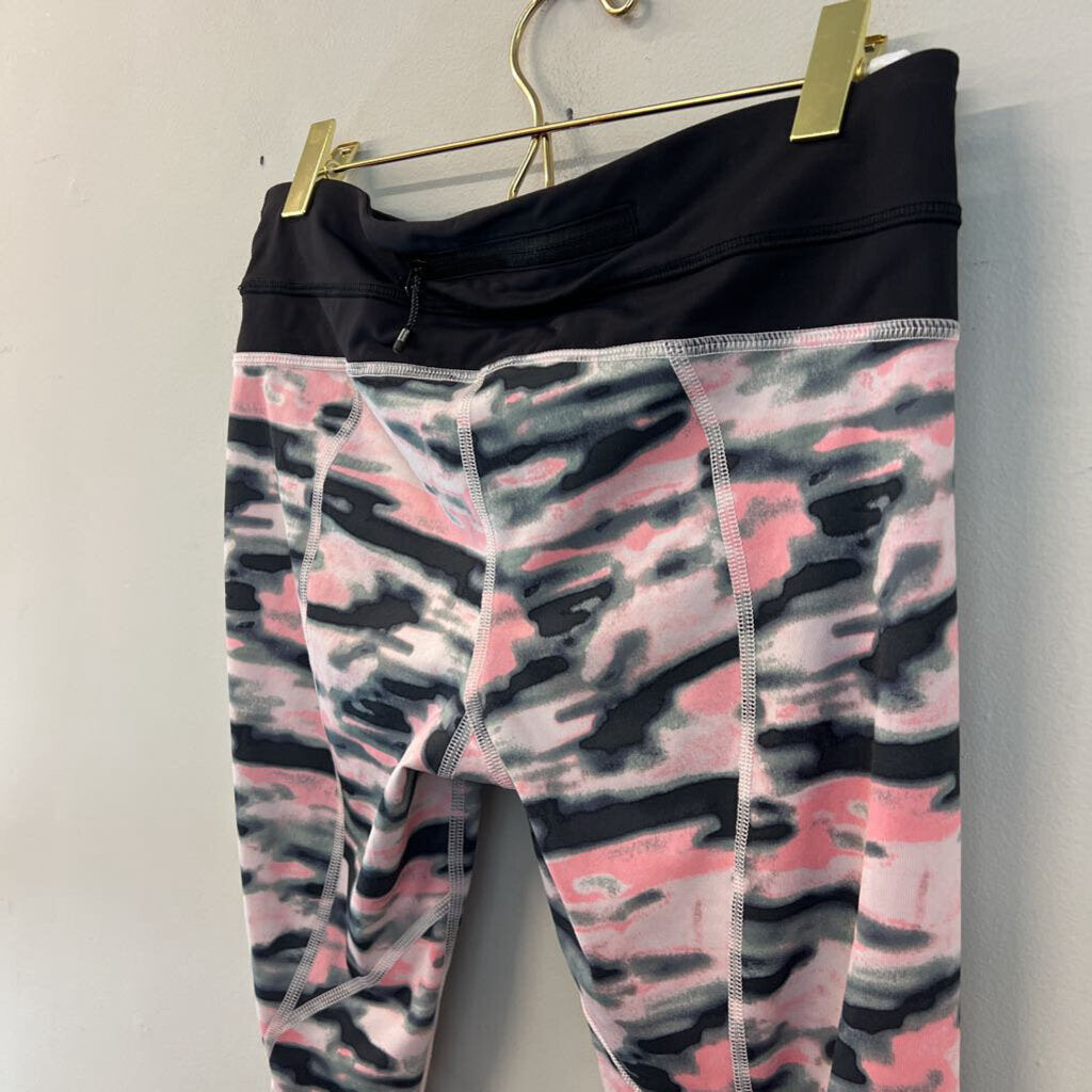 Lululemon Black/ Pink Print Cropped Leggings 6