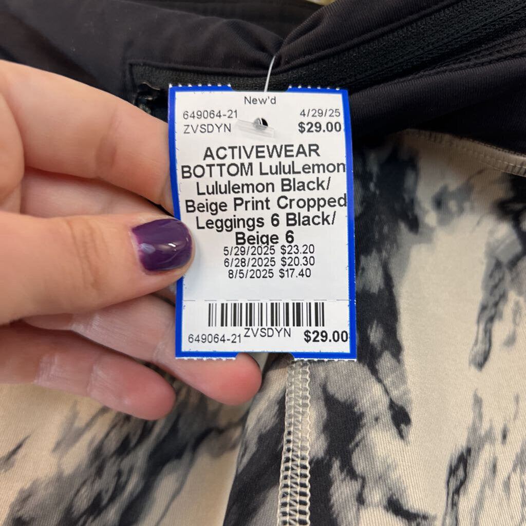 Lululemon Black/ Beige Print Cropped Leggings 6