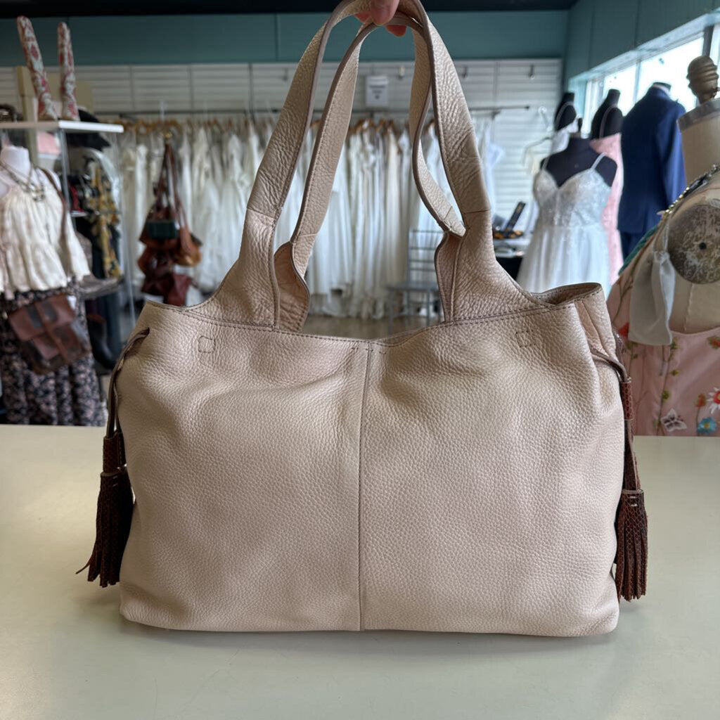 GILI Got It Love It Pink Pebbled Leather Purse