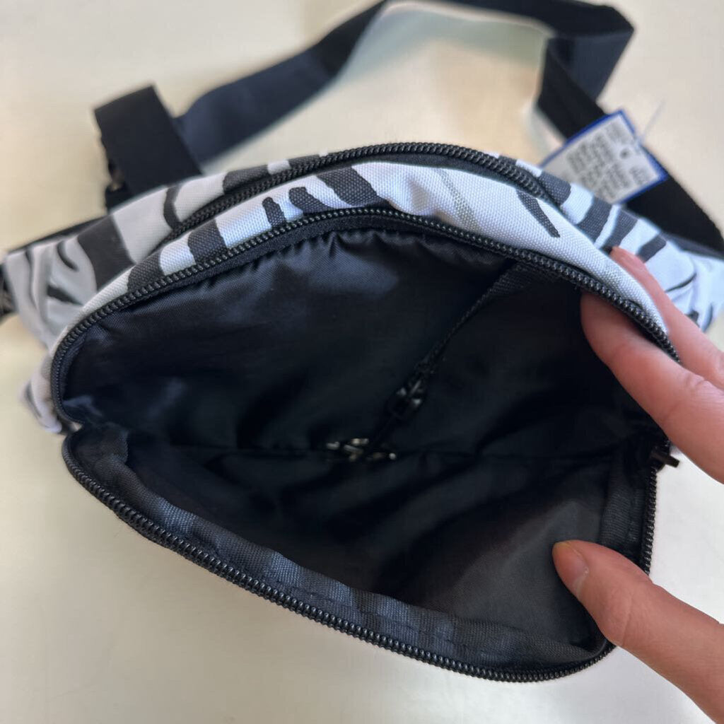 Reebok White/ Black/ Pink Xenon Fanny Pack Bag