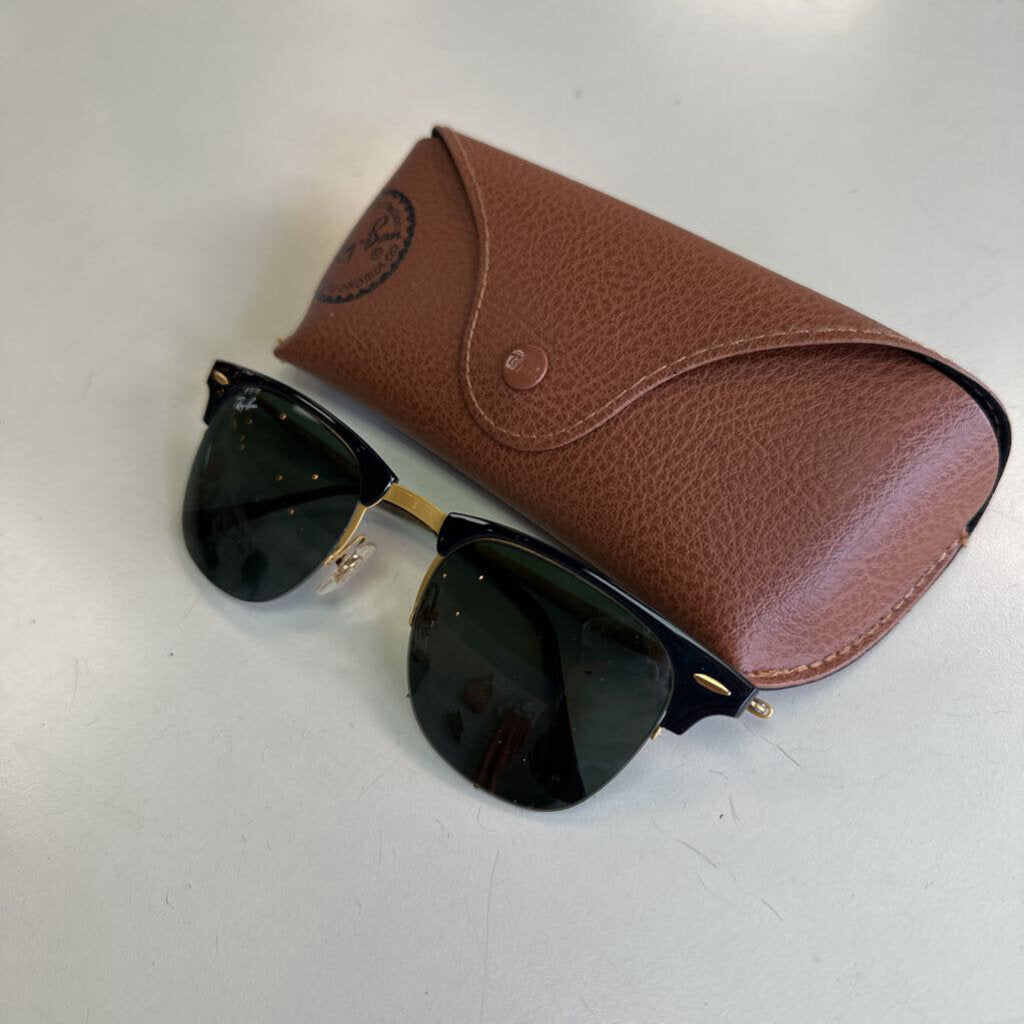Ray Ban Black/ Gold Clubmaster Classic Sunglasses