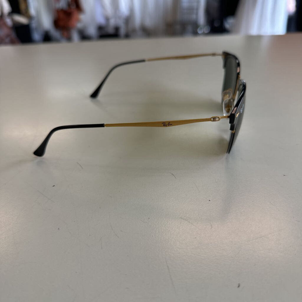 Ray Ban Black/ Gold Clubmaster Classic Sunglasses
