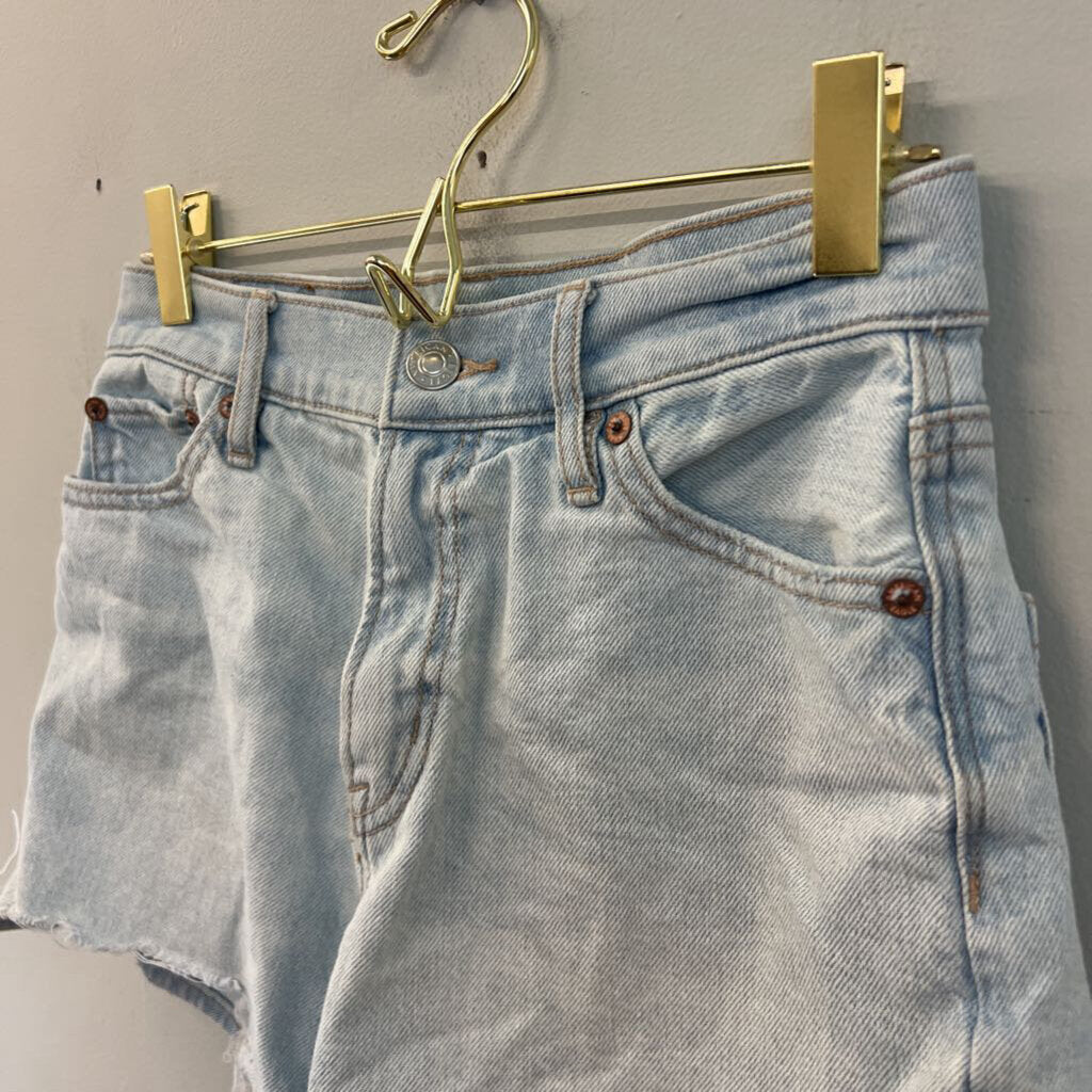 American Eagle Light Wash Denim Shorts 000