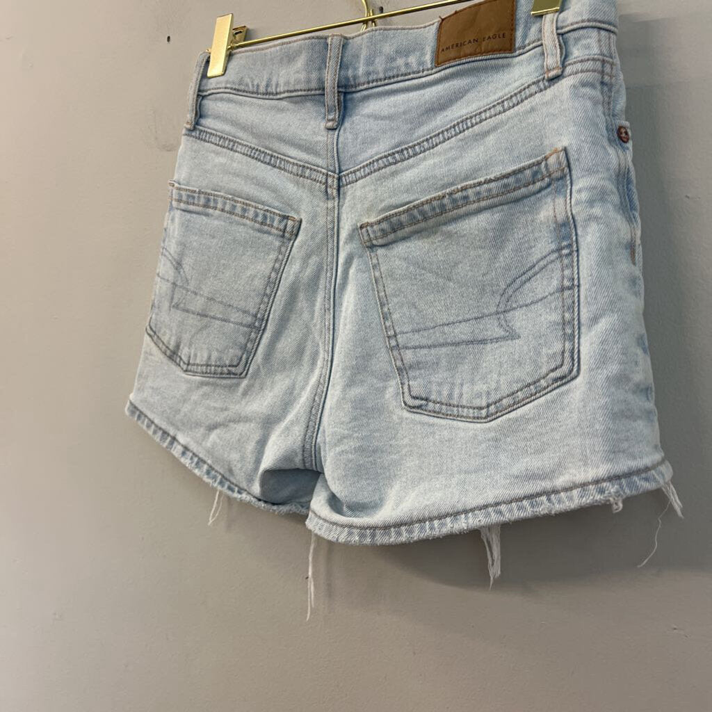 American Eagle Light Wash Denim Shorts 000