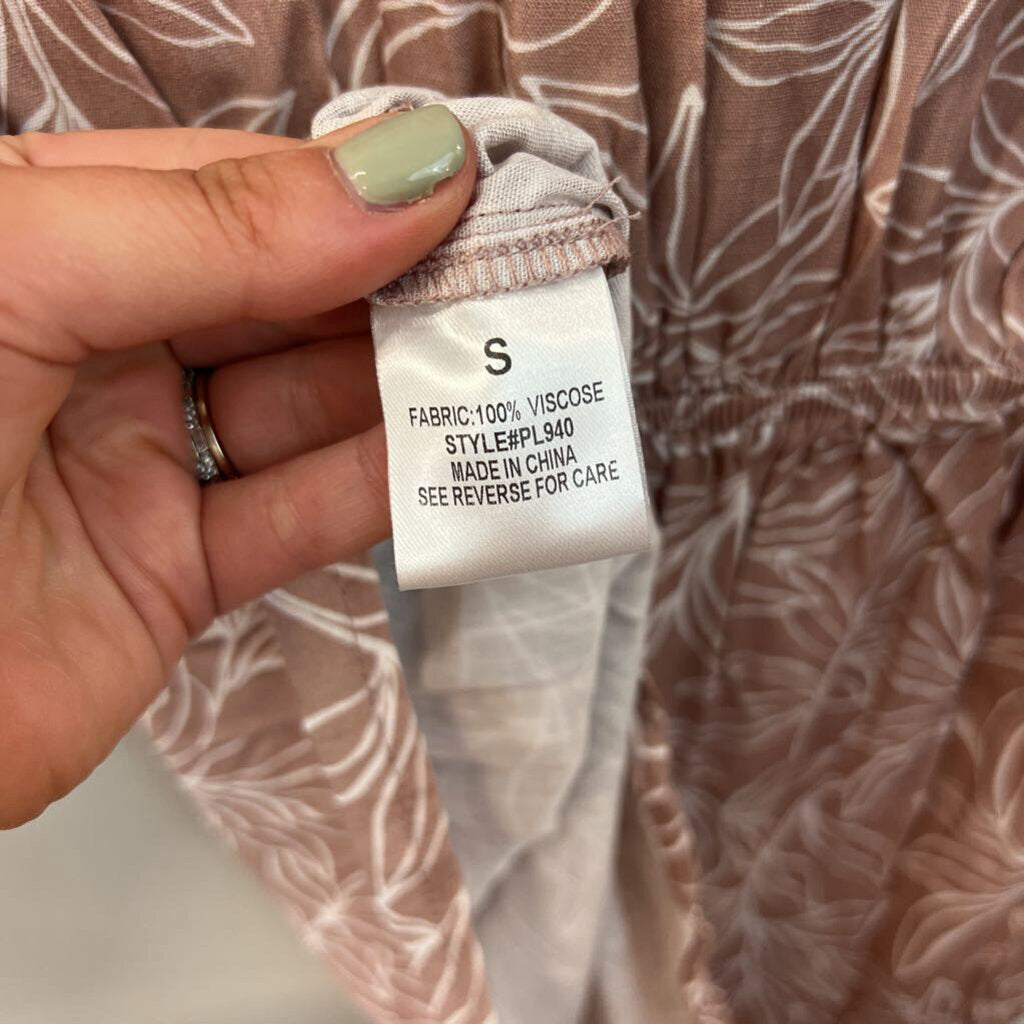 Pink Lily Mauve/ White Print Long Sleeve Romper Small