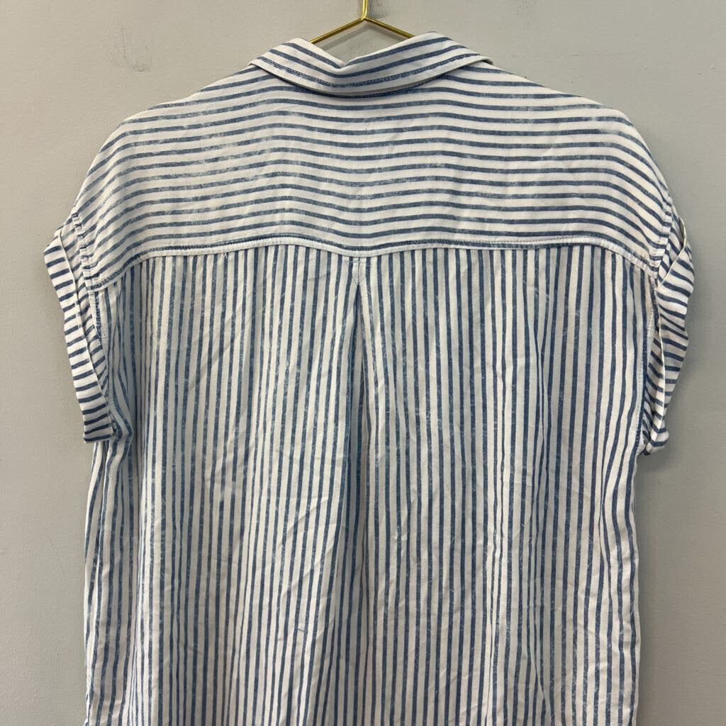 American Eagle White/ Blue Striped Short Sleeve Button Down Top Medium