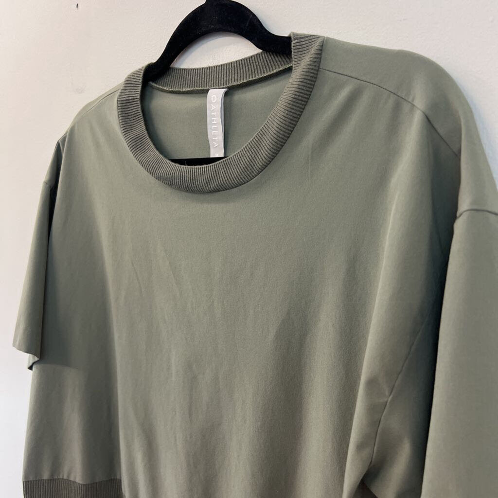 Athleta Green Short Sleeve Cropped Boxy Top Medium