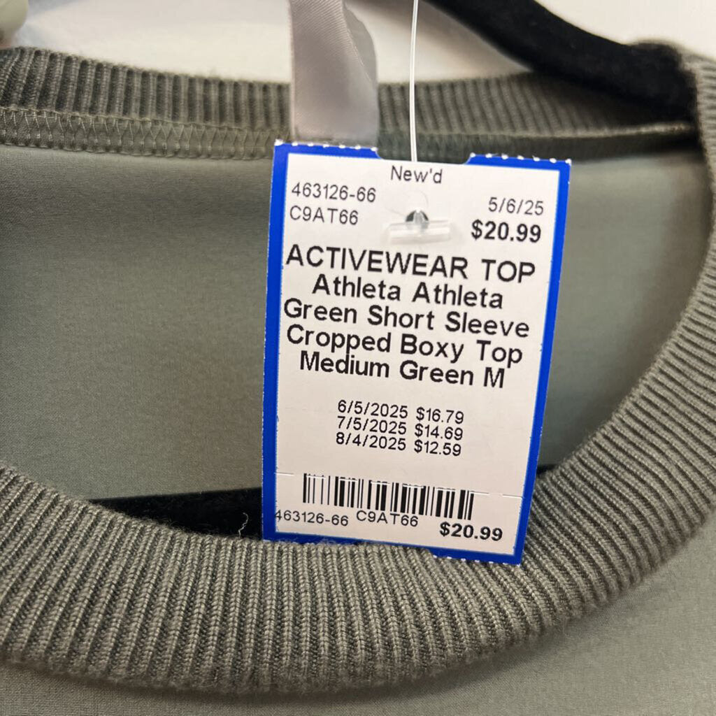 Athleta Green Short Sleeve Cropped Boxy Top Medium