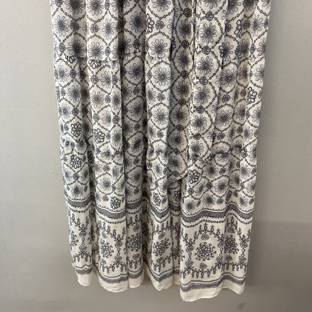 White/ Grey Print Tie Waist Maxi Dress Medium
