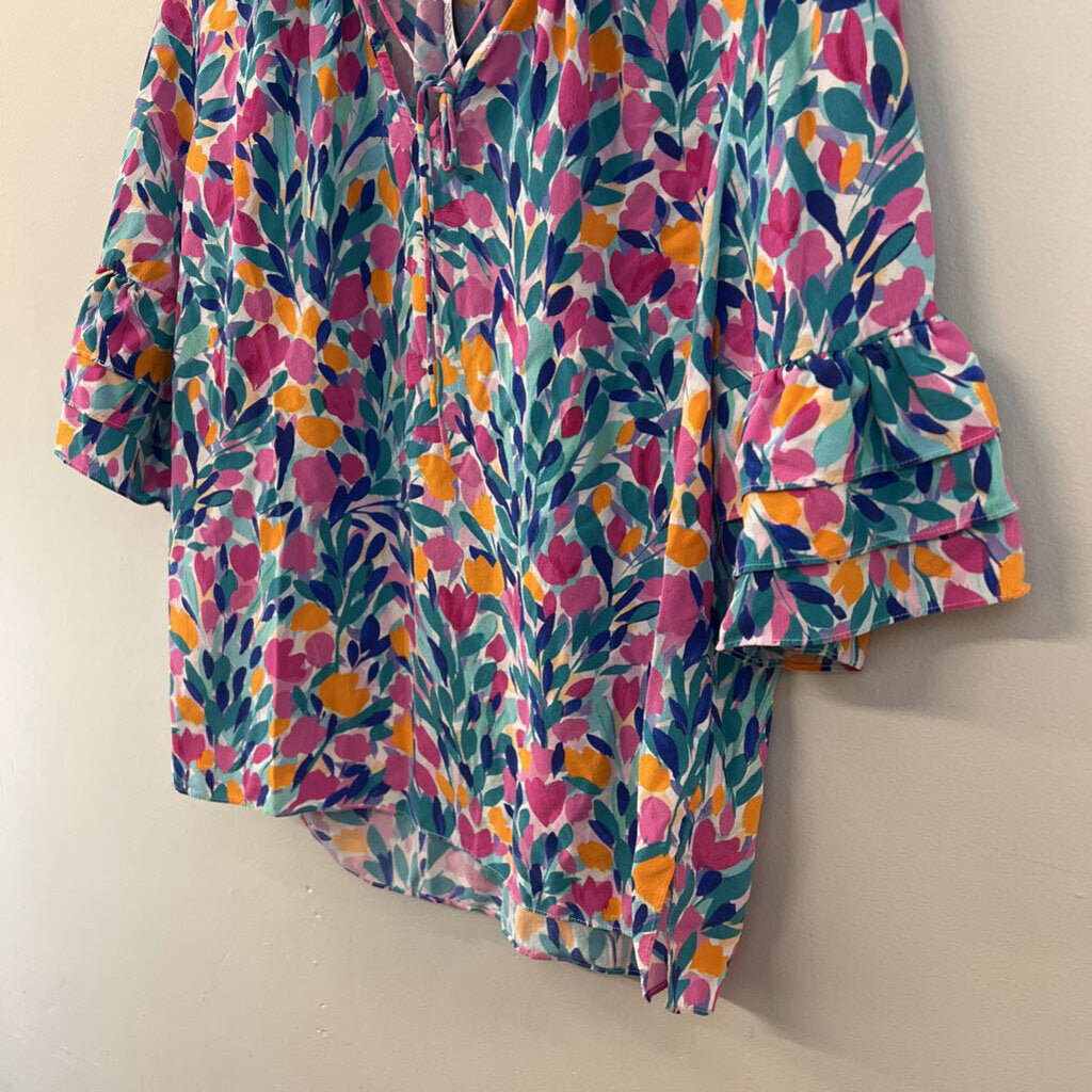 Tyler Boe White/ Multi Print Short Sleeve Top Medium