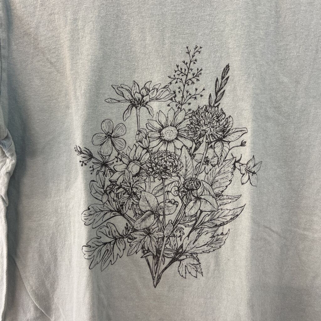 Doe Blue/ Black Flower Print Short Sleeve Graphic Tee Large