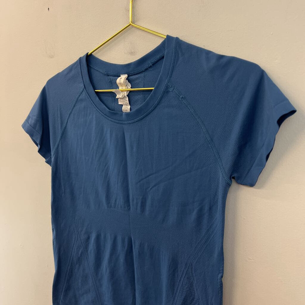Athleta Blue Short Sleeve Athletic Top Small