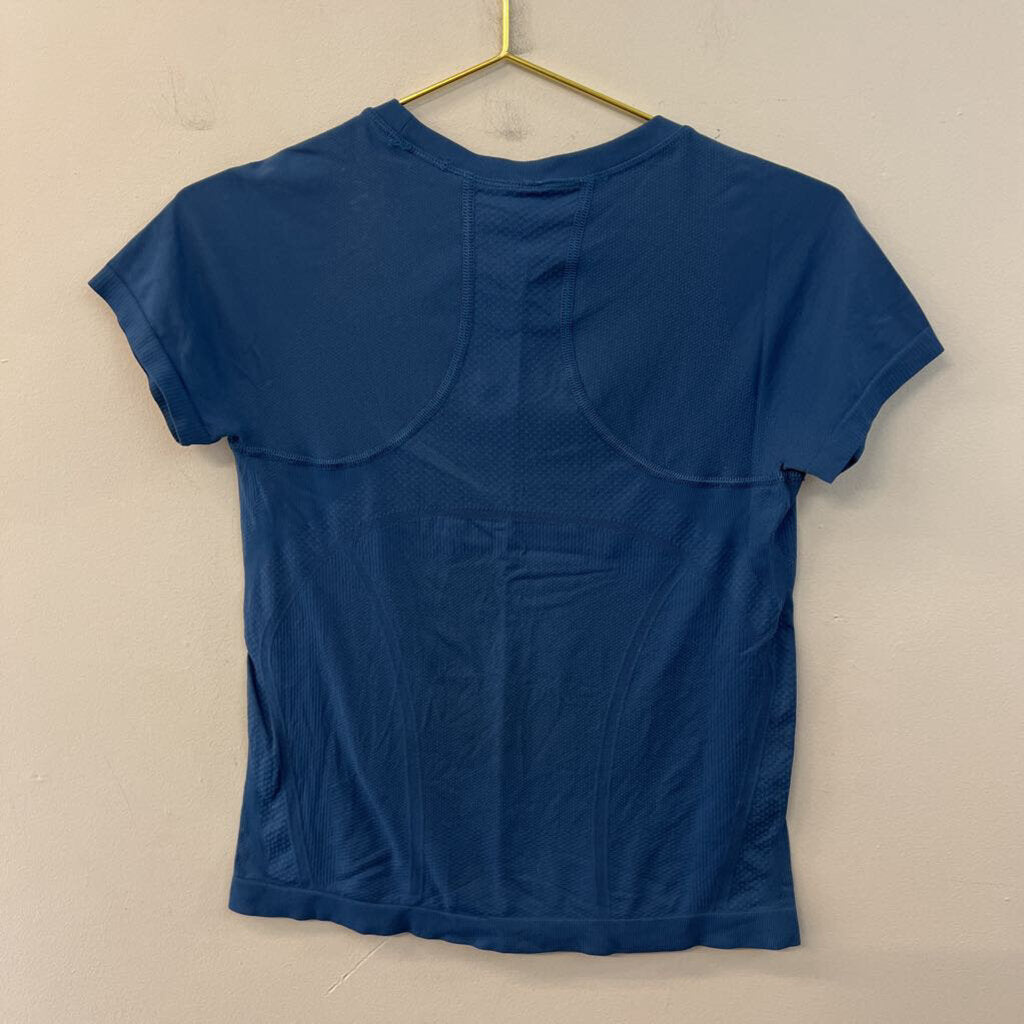 Athleta Blue Short Sleeve Athletic Top Small