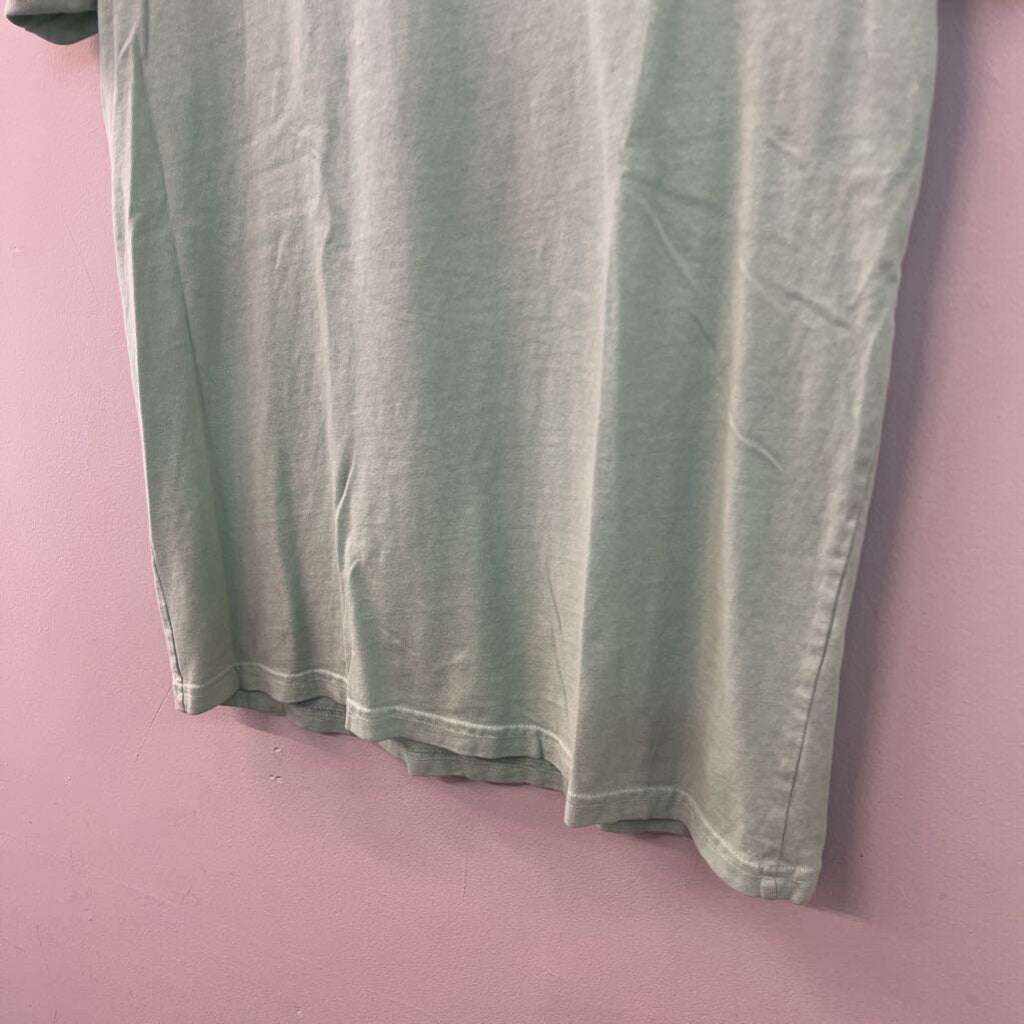 Sullen Art Collective Mint Green Short Sleeve Graphic Tee Medium