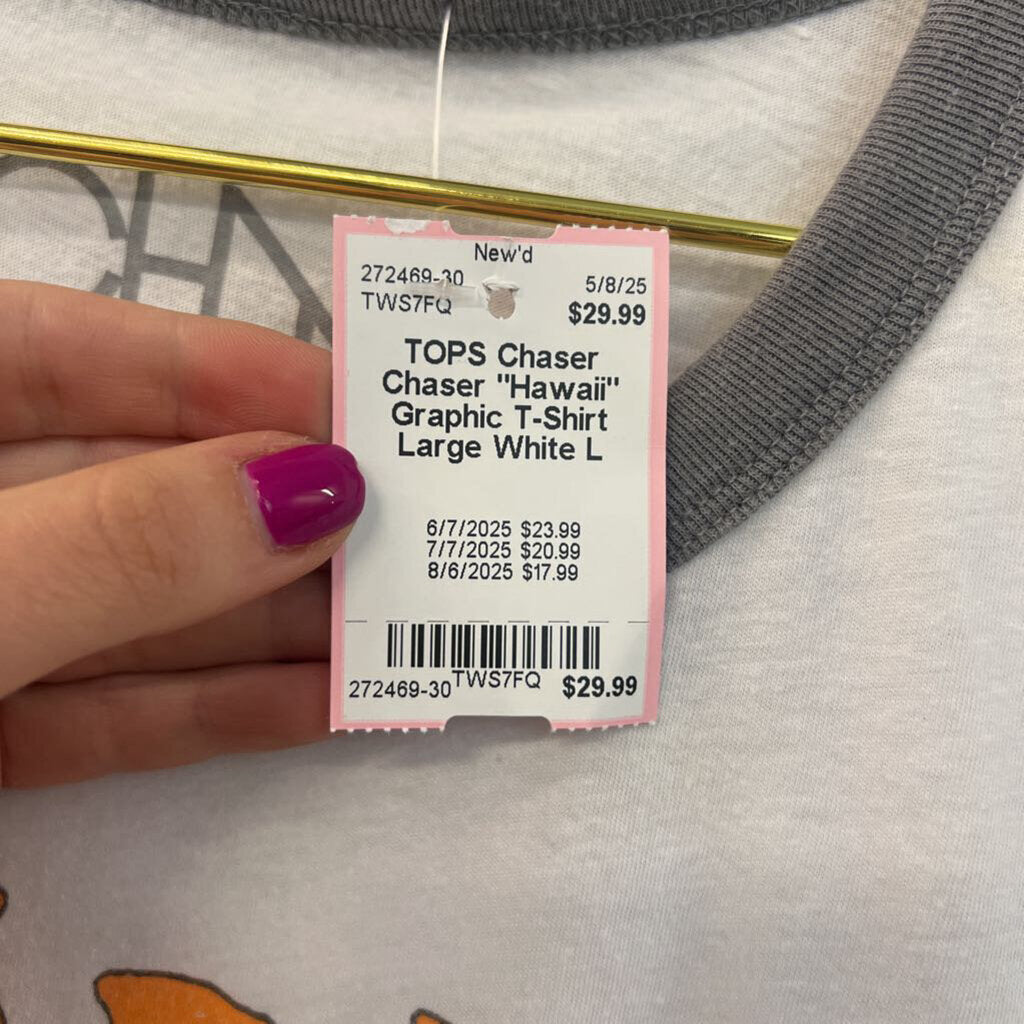 Chaser "Hawaii" Graphic T-Shirt Large