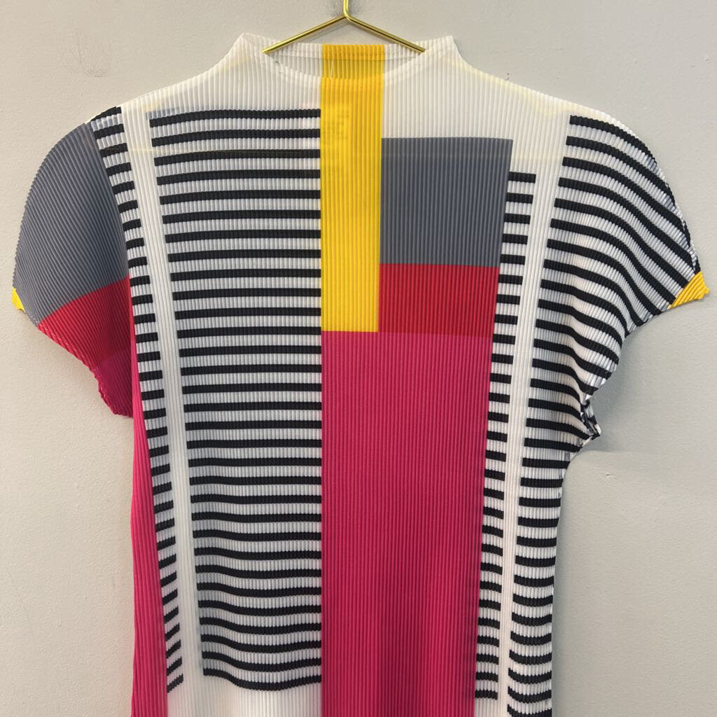 Color Block Accordion Pleat Stretch Shirt Large