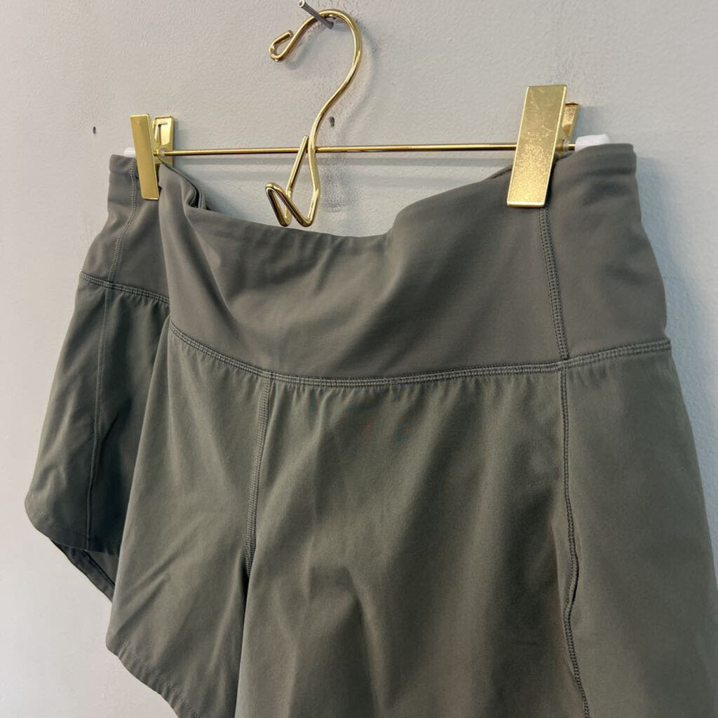 Lululemon Green Hotty Hot Shorts 6 Tall