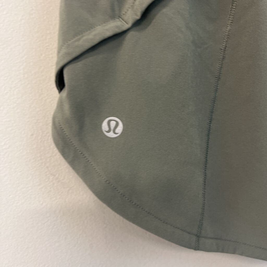 Lululemon Green Hotty Hot Shorts 6 Tall