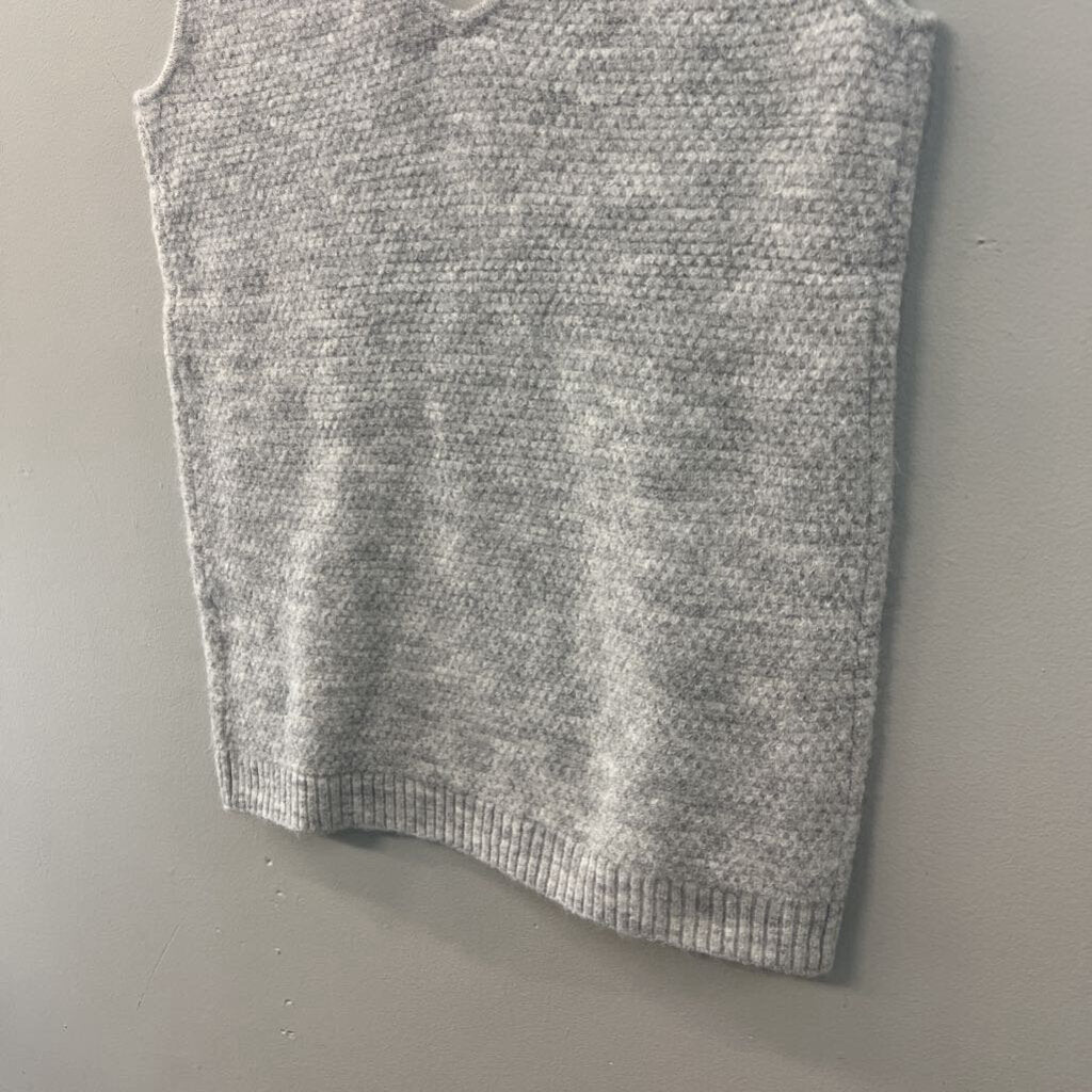 Lilly Pulitzer Grey Knit Sweater Vest Top Small