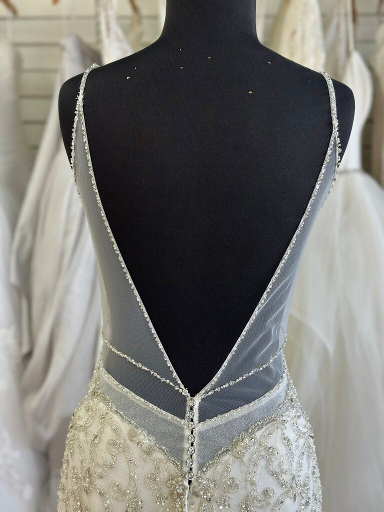 Kitty Chen Ivory Fitted Embellished Top Ruffle Bottom Bridal Gown 14