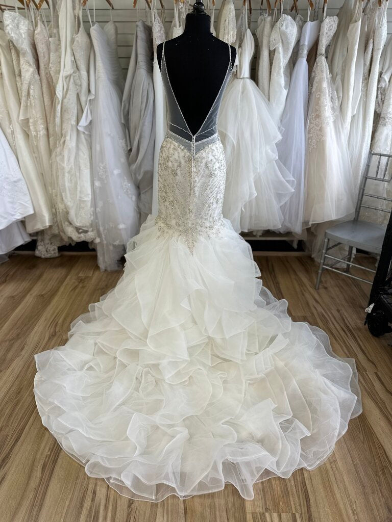 Kitty Chen Ivory Fitted Embellished Top Ruffle Bottom Bridal Gown 14