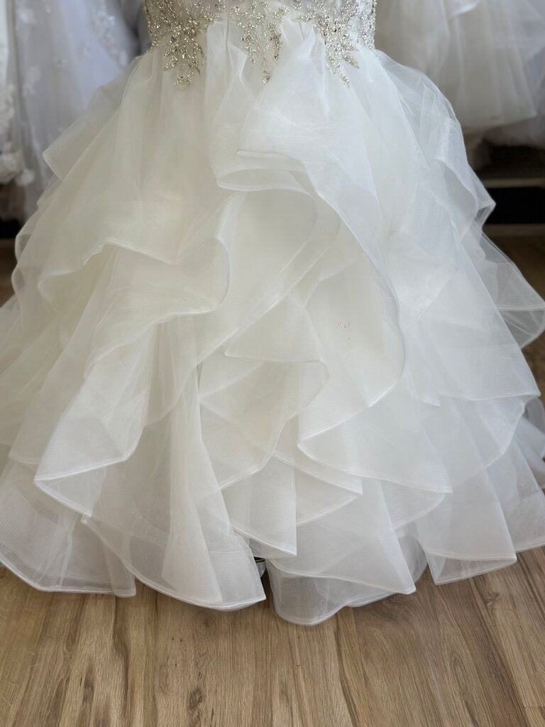Kitty Chen Ivory Fitted Embellished Top Ruffle Bottom Bridal Gown 14
