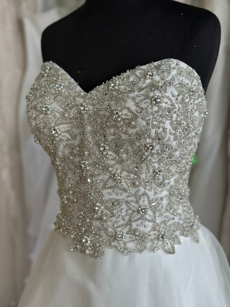 Justin Alexander Ivory Embellished Top A Line Bridal Gown 16