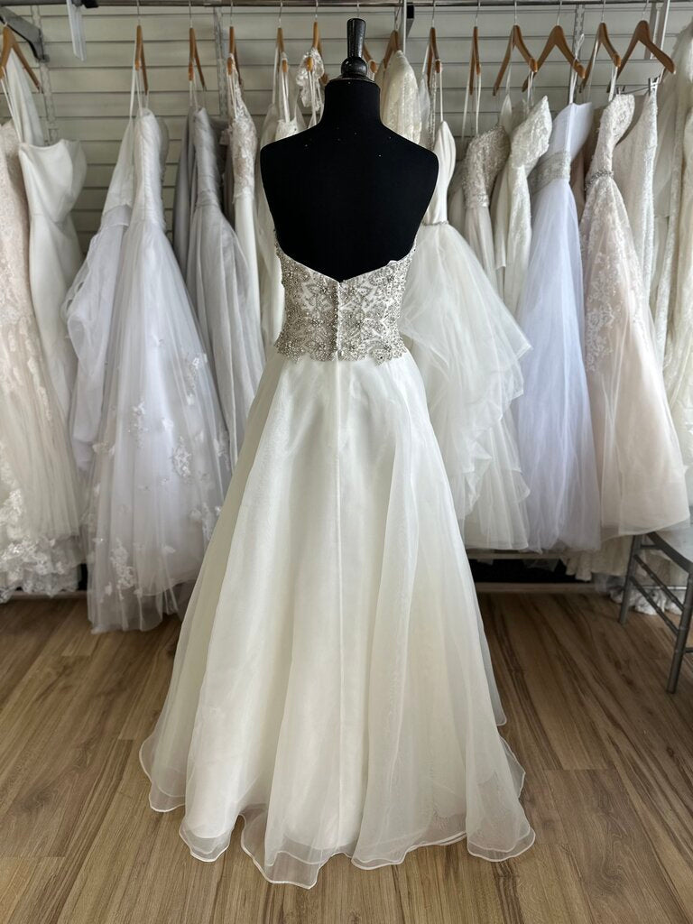 Justin Alexander Ivory Embellished Top A Line Bridal Gown 16