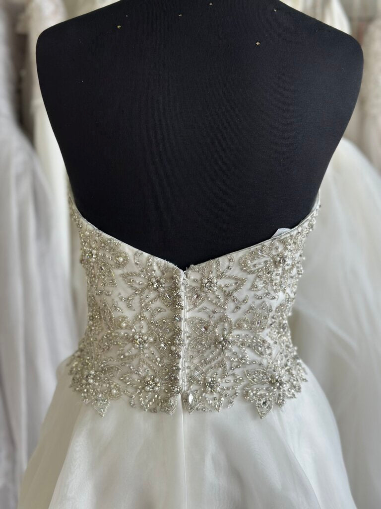 Justin Alexander Ivory Embellished Top A Line Bridal Gown 16