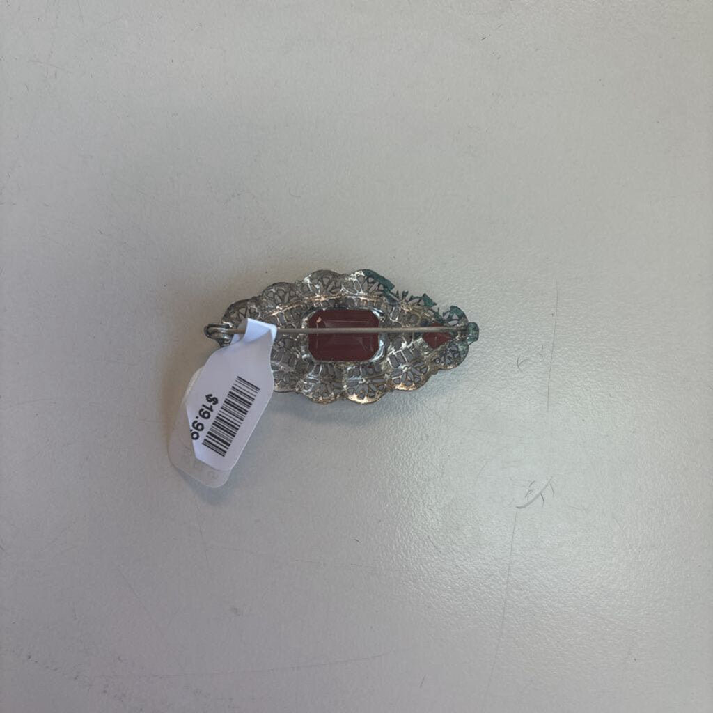 Vintage Art Deco Filigree Pin