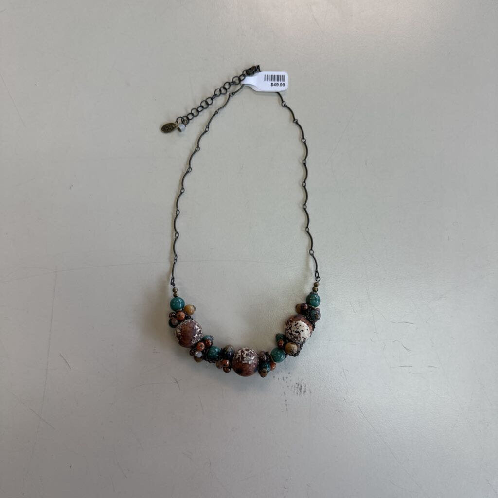 Anne Vaughan Short Stone Necklace